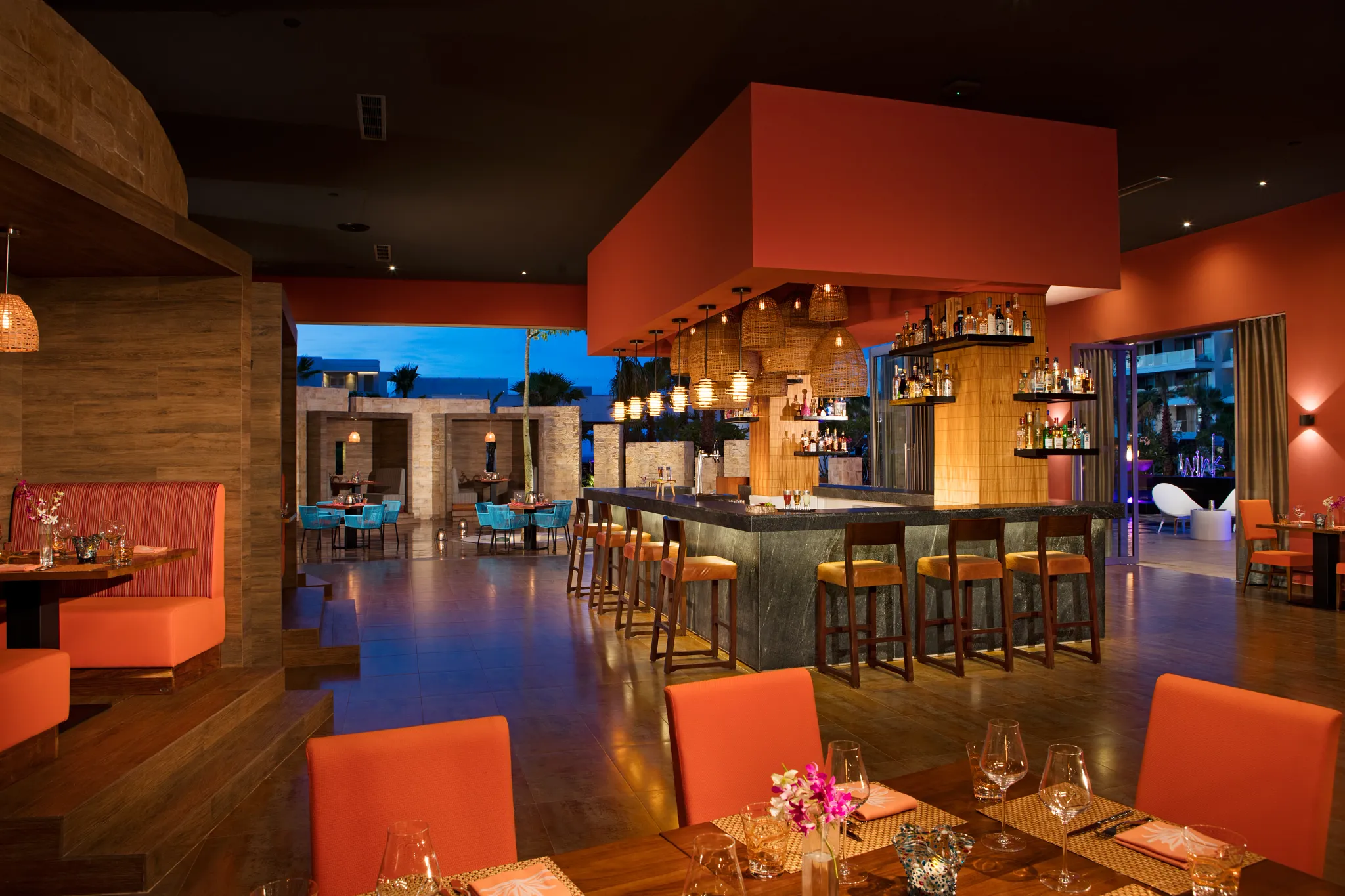 Gourmet dining and cocktails at Breathless Riviera Cancun